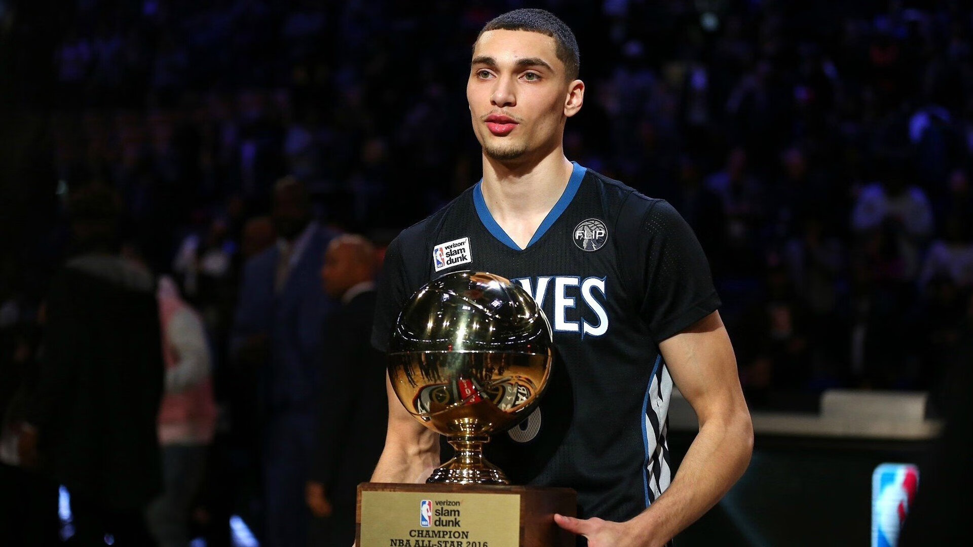 从芝加哥到世界舞台，德罗赞的公牛式胜利与世界杯接管启示